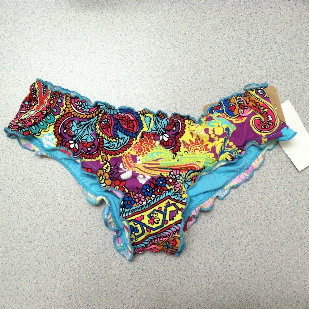 Hobie Peace Love and Paisley Scalloped Bottom